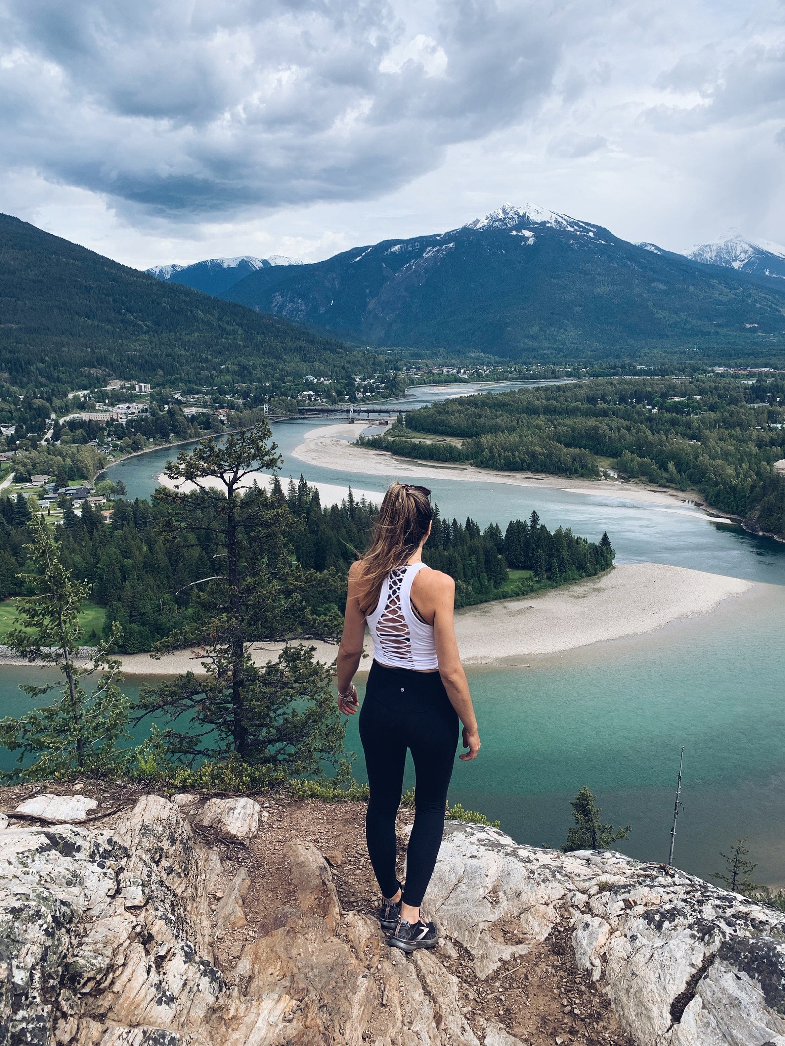 10 Aesthetic Workout Outfits That'll Make You Look Like a Fitness Goddess