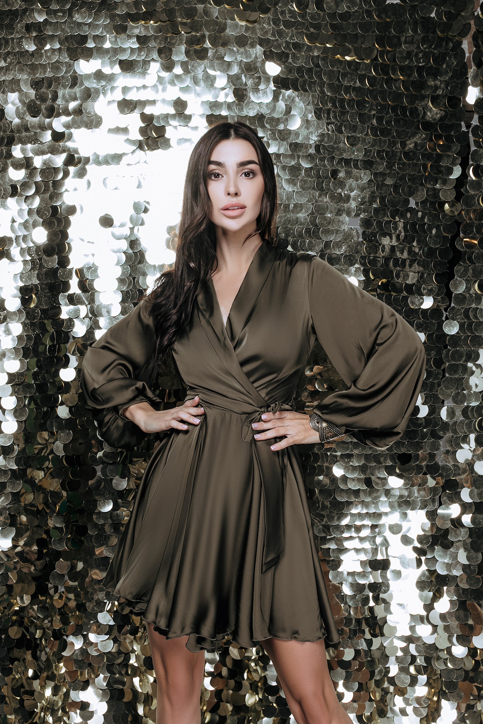 How to Look Bougie in a Dark Green Dress? Easy! Accessories, Accessories & Accessories!