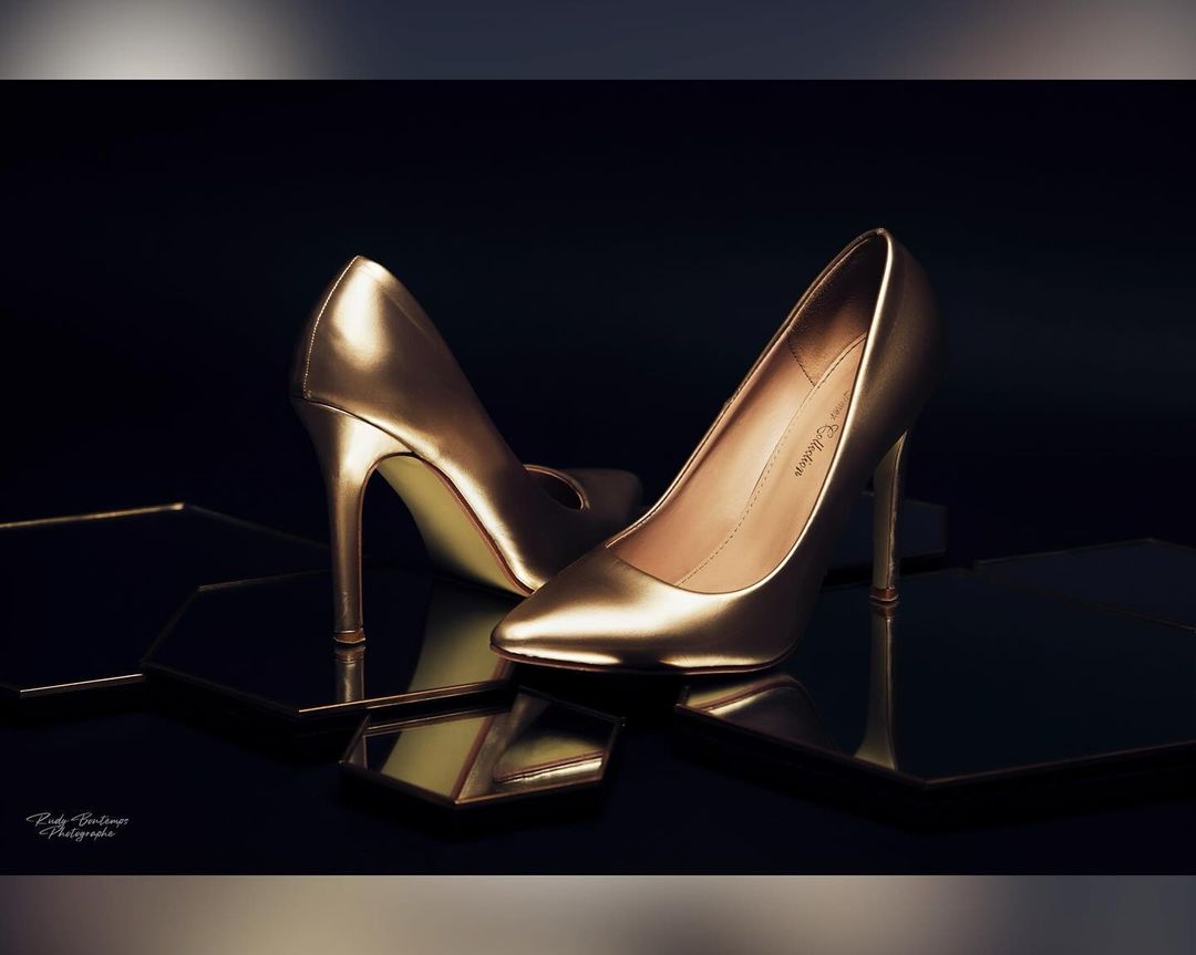 Exploring Dark Femininity: Origins and Evolution of a Mysterious Aesthetic