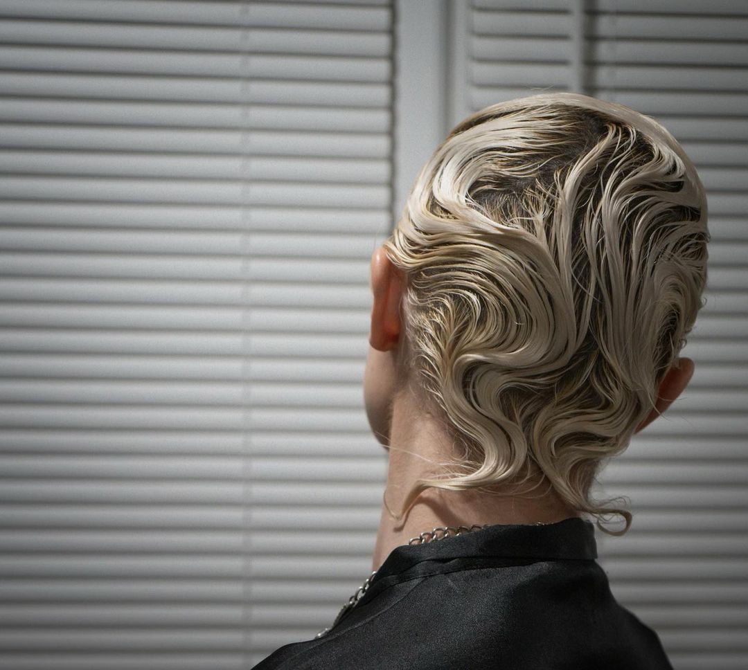Feminine & Non-Conforming: Try Finger Waves