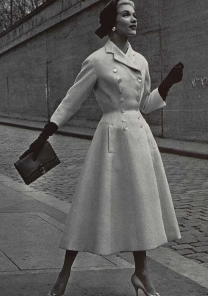 50s Feminine Vibe in Jewelry - What jewelry did they wear in the 1950s?