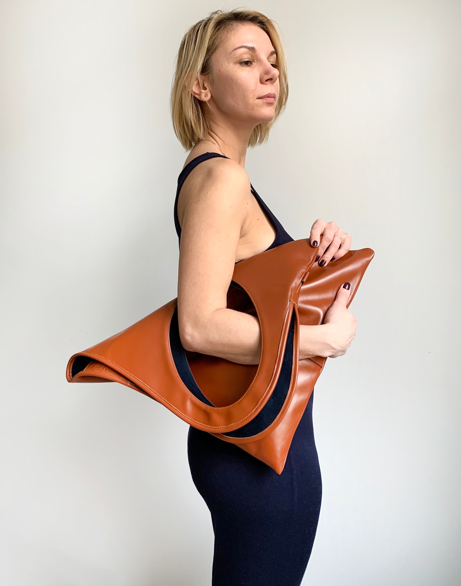 (Mood Inspo Inside) Leather Luxury: A Classy Comparison - Black vs. Brown