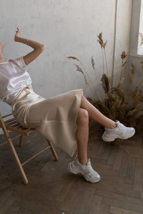 The Millennial Aesthetic: Unraveling The Corporate Boho Style