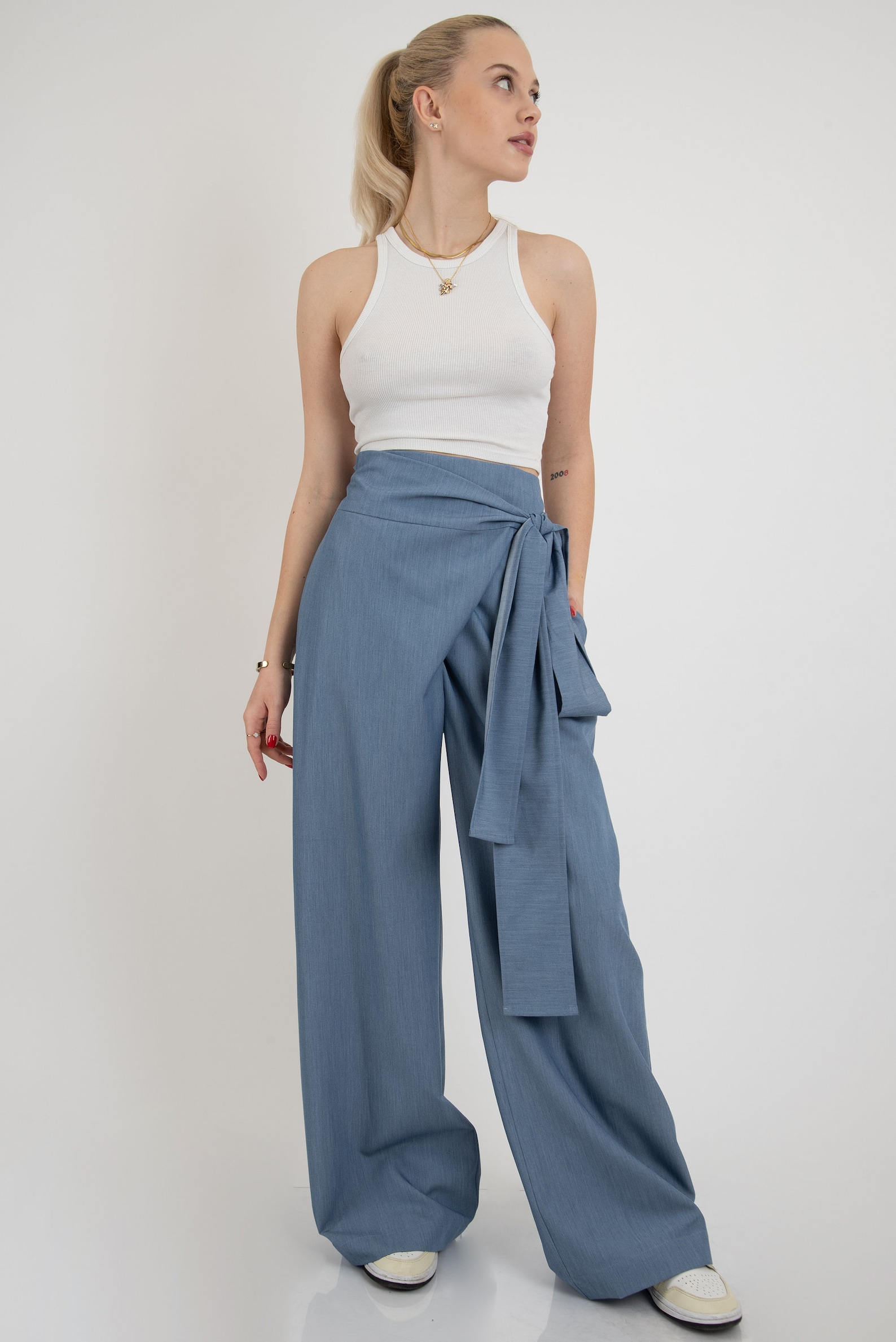 The Millennial Aesthetic: Unraveling The Corporate Boho Style