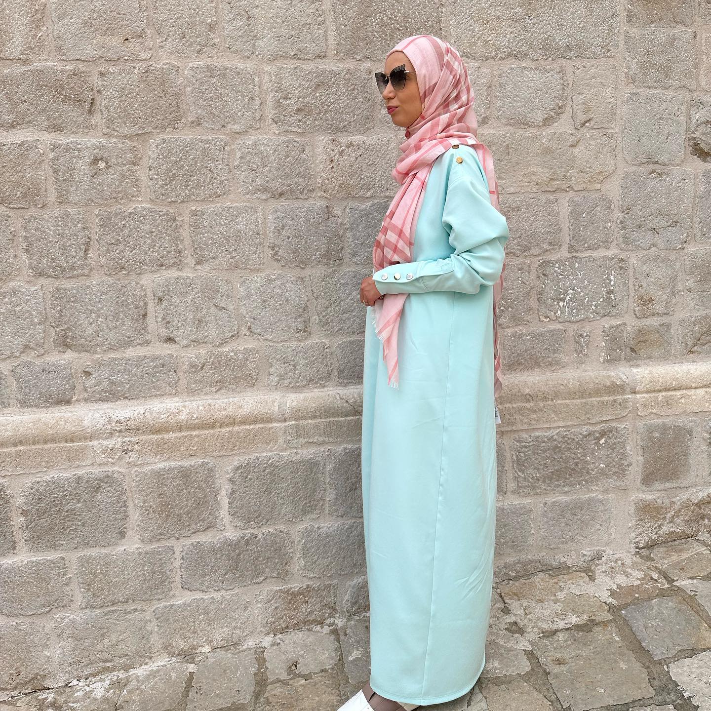 Mint Magic: Elevate Your Style with Vibrant Pairings for Mint Green Outfits