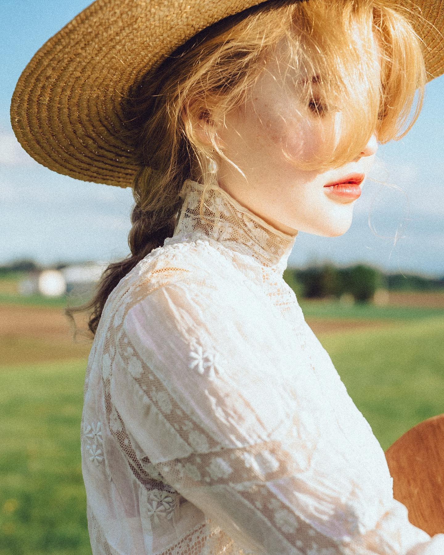 The Roots Of Cottagecore: What jewelry was popular in 1890s?