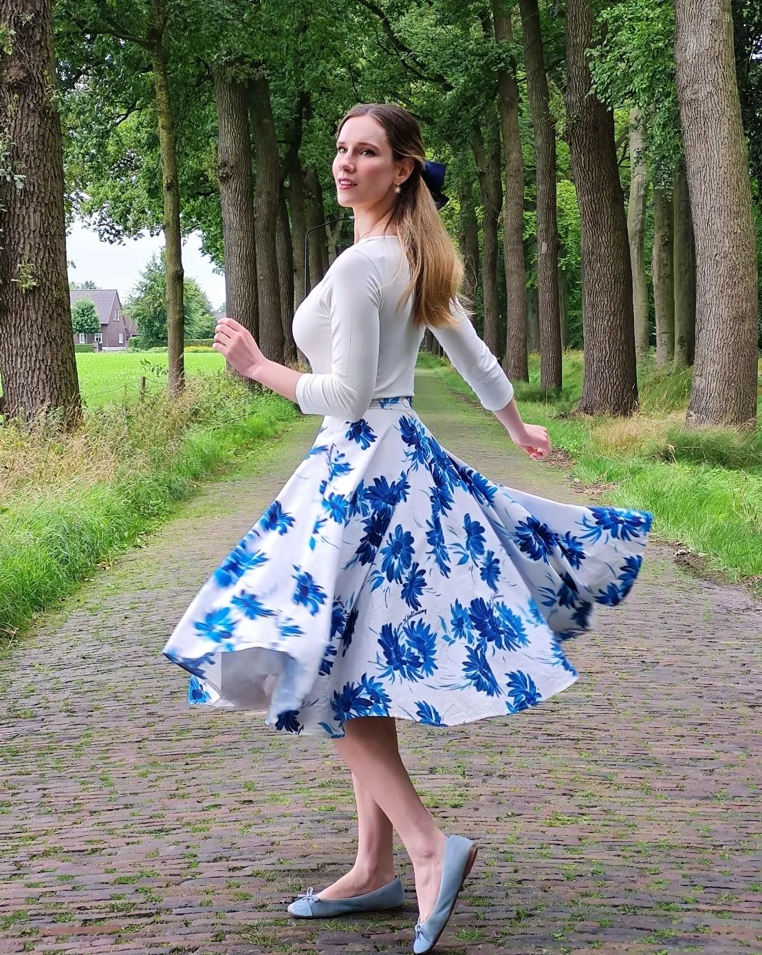 Princesscore Aesthetic: Your Inspo For When You Want To Overdress