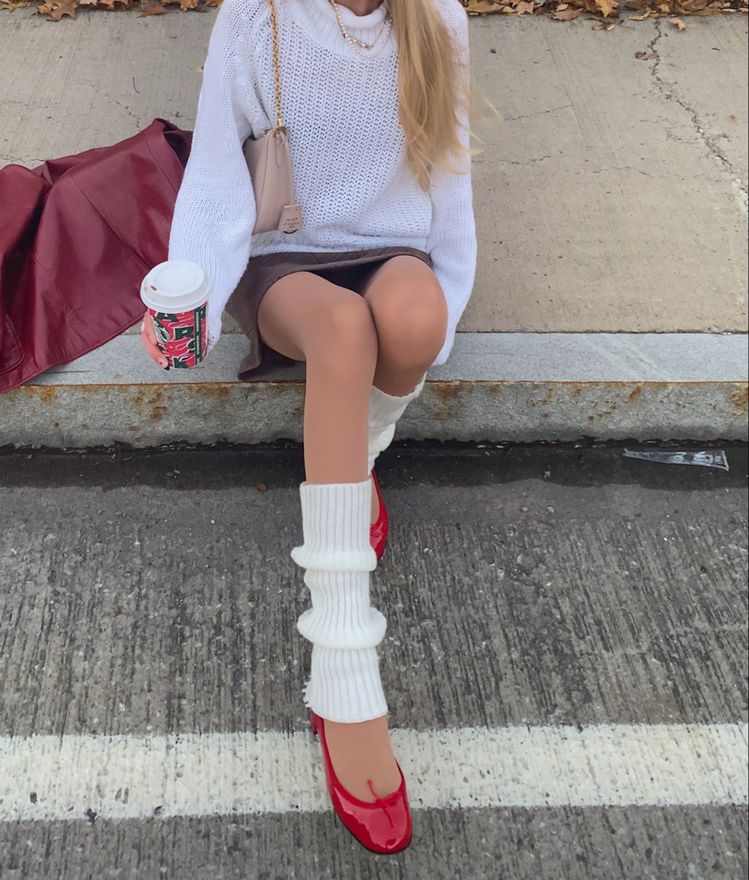 Balletcore Aesthetic: Good for both Softcore and Darcore Lovers