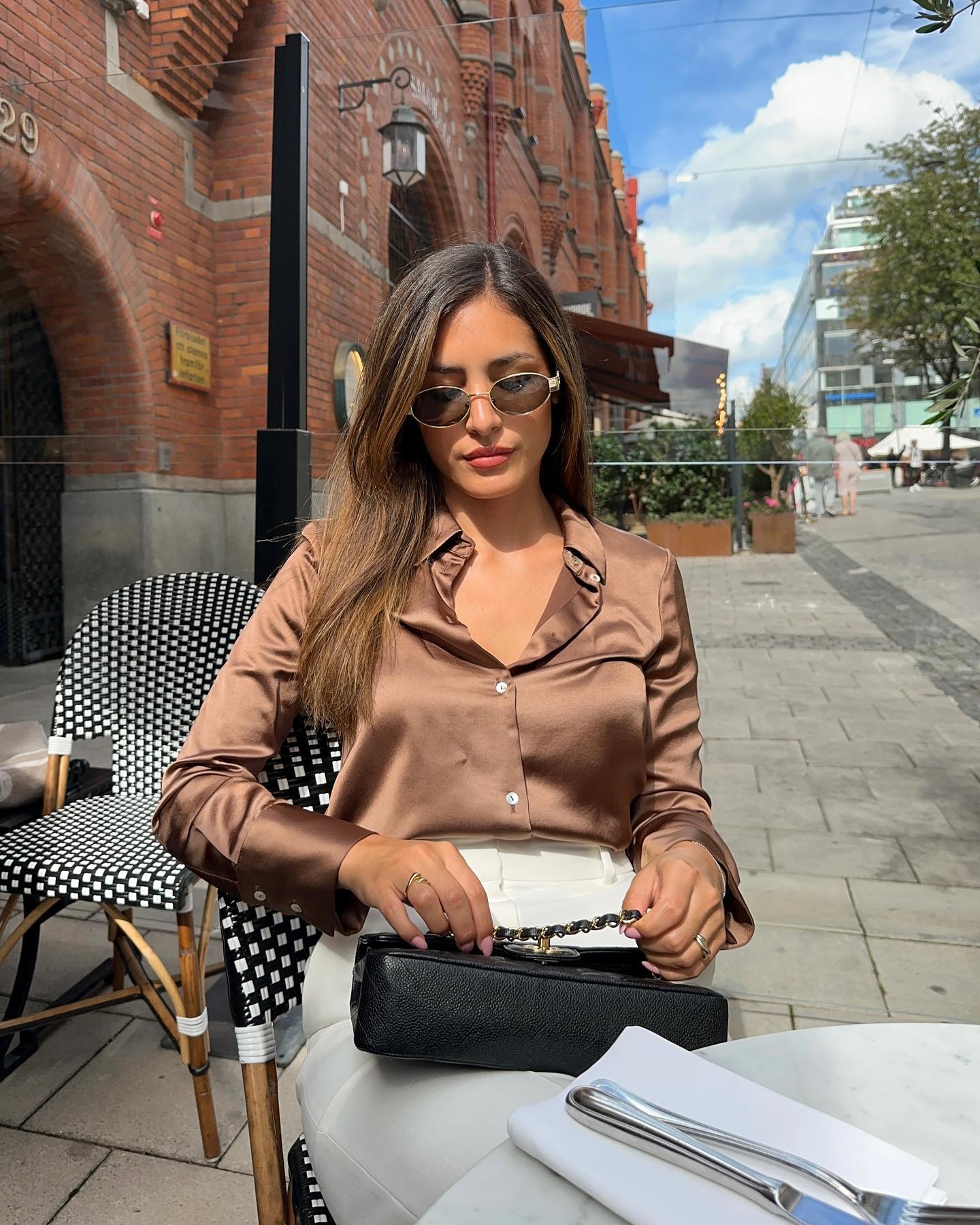 Wrapped in Lights and Caramels: The Light Academia Look for Fall & Winter
