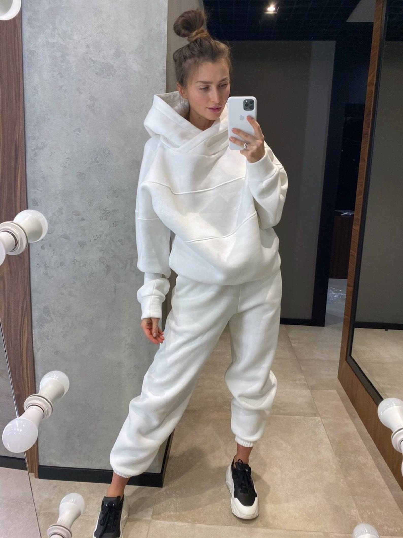 Dressing for the Worst: 3 Terrible Fashion Trends That Looked Good On One Celebrity