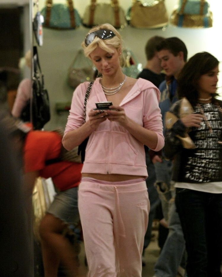 Dressing for the Worst: 3 Terrible Fashion Trends That Looked Good On One Celebrity