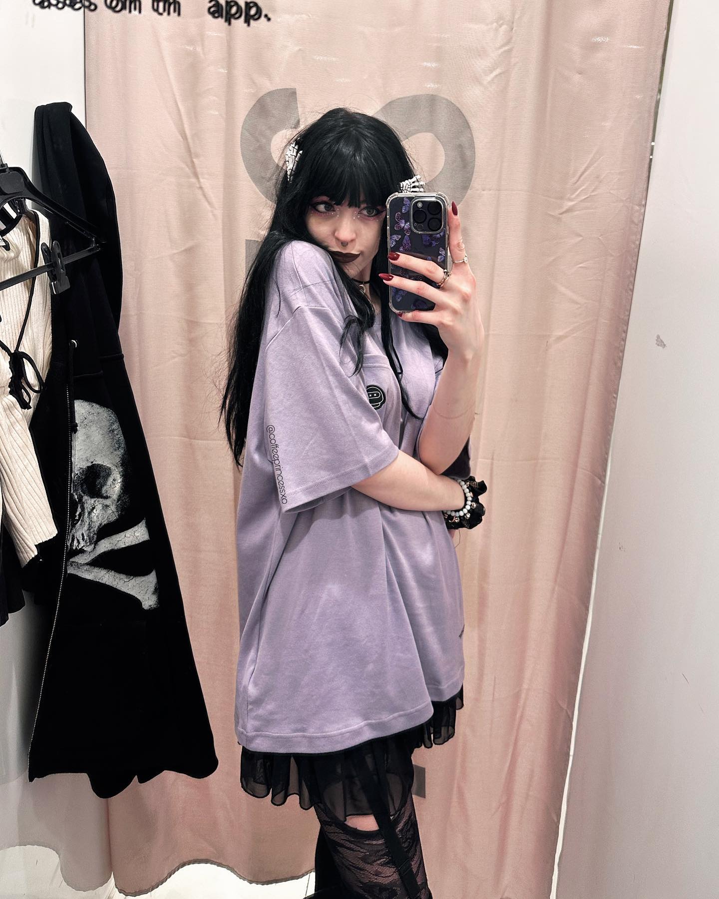 Minimalist Edge with a Soft Goth Flair: Styling The Black French Tip (Inspo)