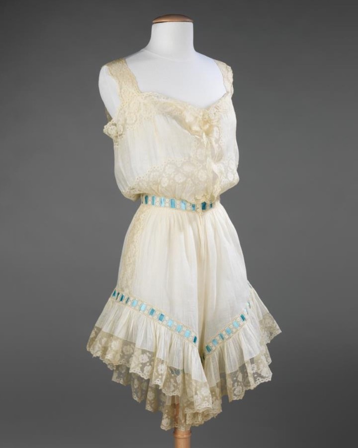 Cottagecore Underwear: What did Victorians wear? (Don’t pretend you’re not curious)