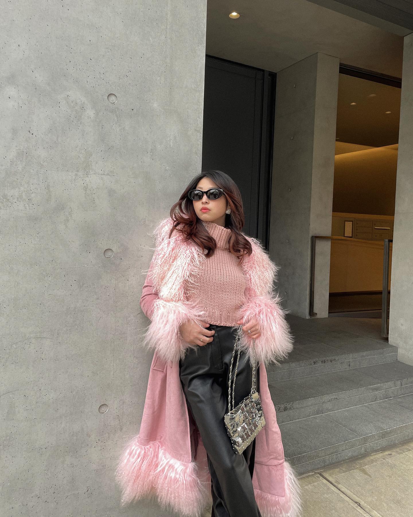 Prepare to Spoil Yourself This Fall/Winter with this Bimbocore Inspiration