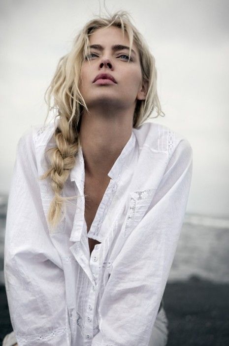 Flaunt Your Dark Feminine Side: 11+ Sophisticated Black French Tip Looks