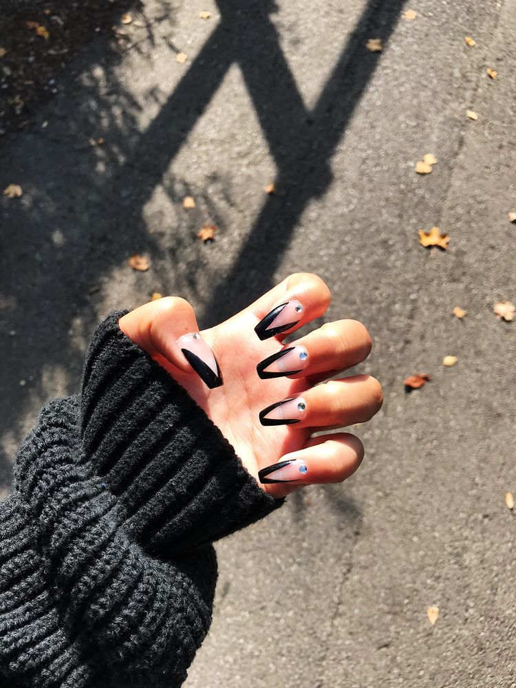 Minimalist Edge with a Soft Goth Flair: Styling The Black French Tip (Inspo)