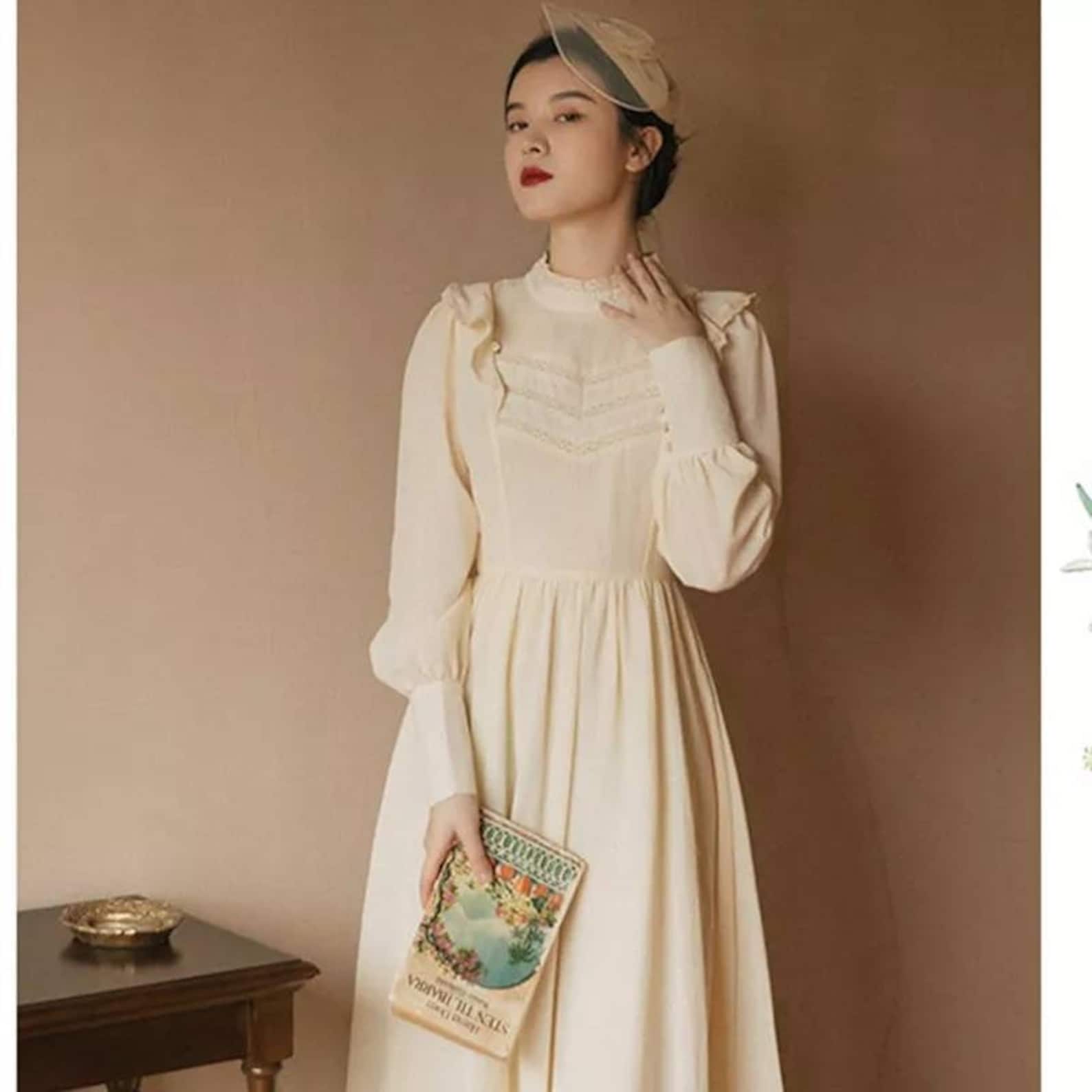 Making Waves with Edwardian Glam: Mix the Cottagecore and Academia Trends