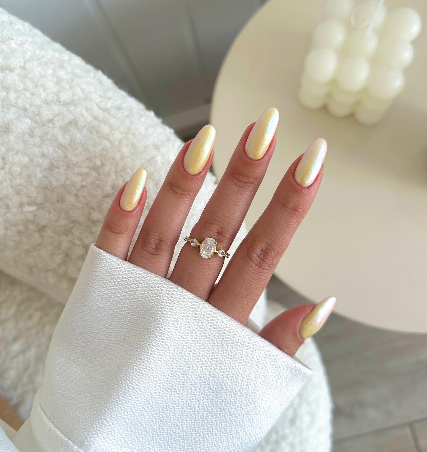 20+ Luxe Looks: Wintery Rich Girl Manicure