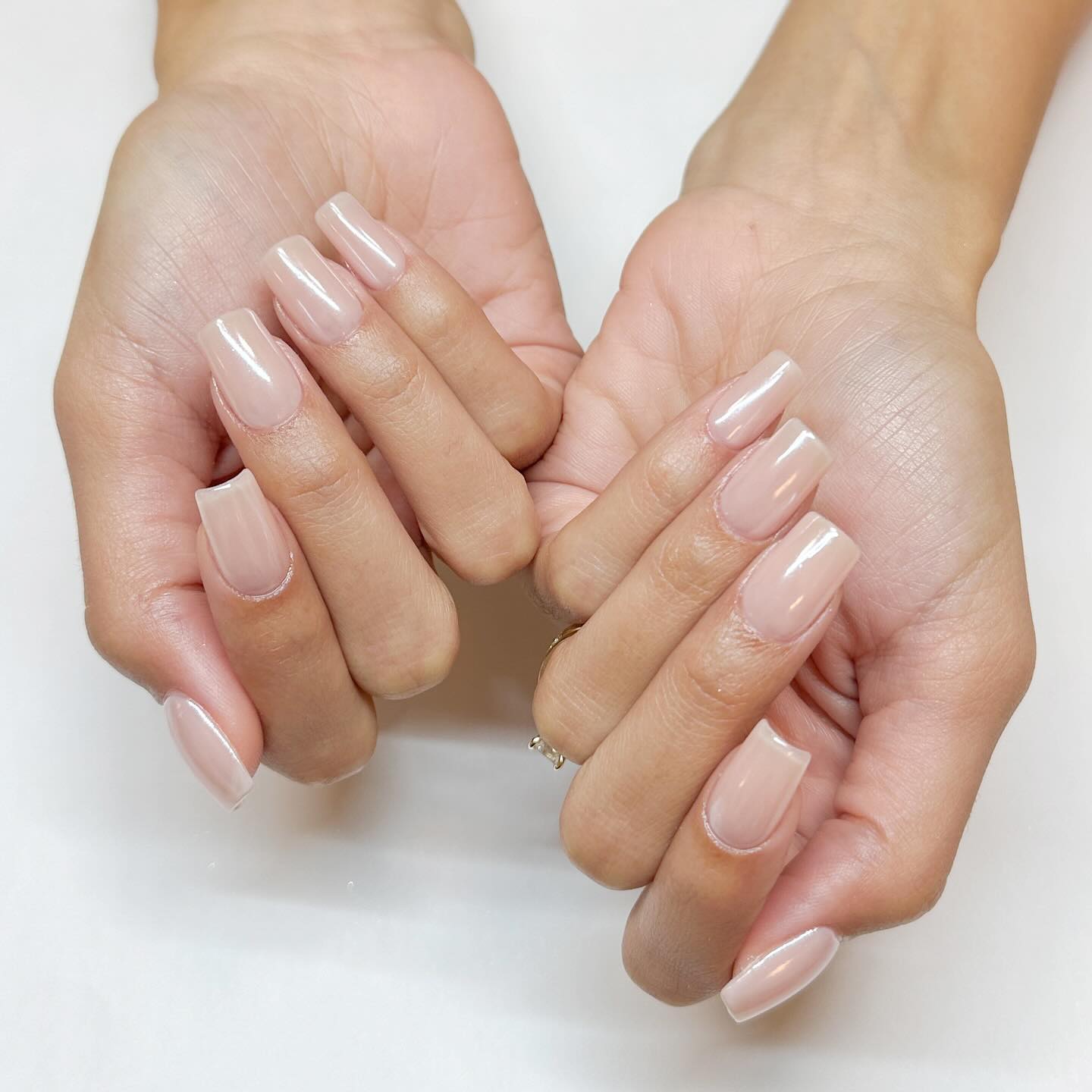 20+ Luxe Looks: Wintery Rich Girl Manicure