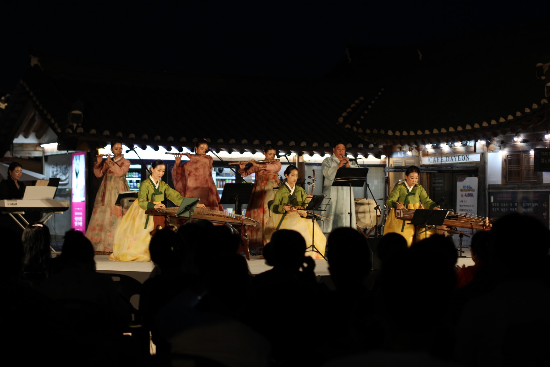 {"caption":[],"type":"external","external":{"url":"https://res.cloudinary.com/dttkrq9dl/image/upload/q_auto/v1700621185/qydpwryud7nx2vpkzm5p.jpg"}}