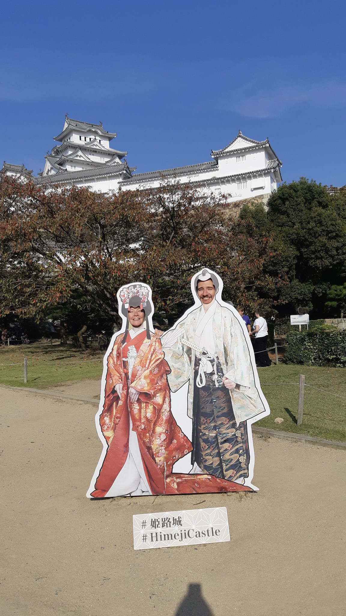 {"caption":[{"type":"text","text":{"content":"La famille dirigeante est beaucoup plus relax de nos jours ","link":null},"annotations":{"bold":false,"italic":false,"strikethrough":false,"underline":false,"code":false,"color":"default"},"plain_text":"La famille dirigeante est beaucoup plus relax de nos jours ","href":null}],"type":"external","external":{"url":"https://res.cloudinary.com/dttkrq9dl/image/upload/v1728075675/1-20231026_143146_fdoguh.jpg"}}