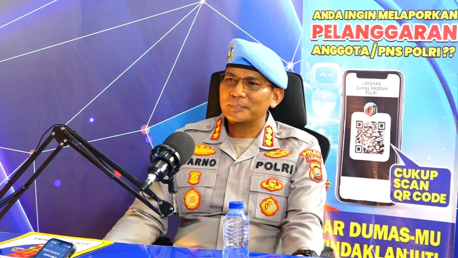 Polda Jambi Sosialisasikan QR Code Yanduan Online Propam Polri Lewat Podcast Live Streaming