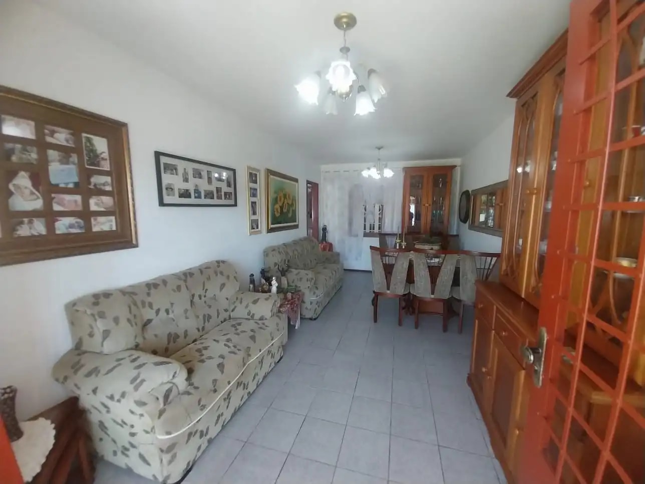 Casa 4 Dormitórios com Anexo em Capão Novo - Foto 2