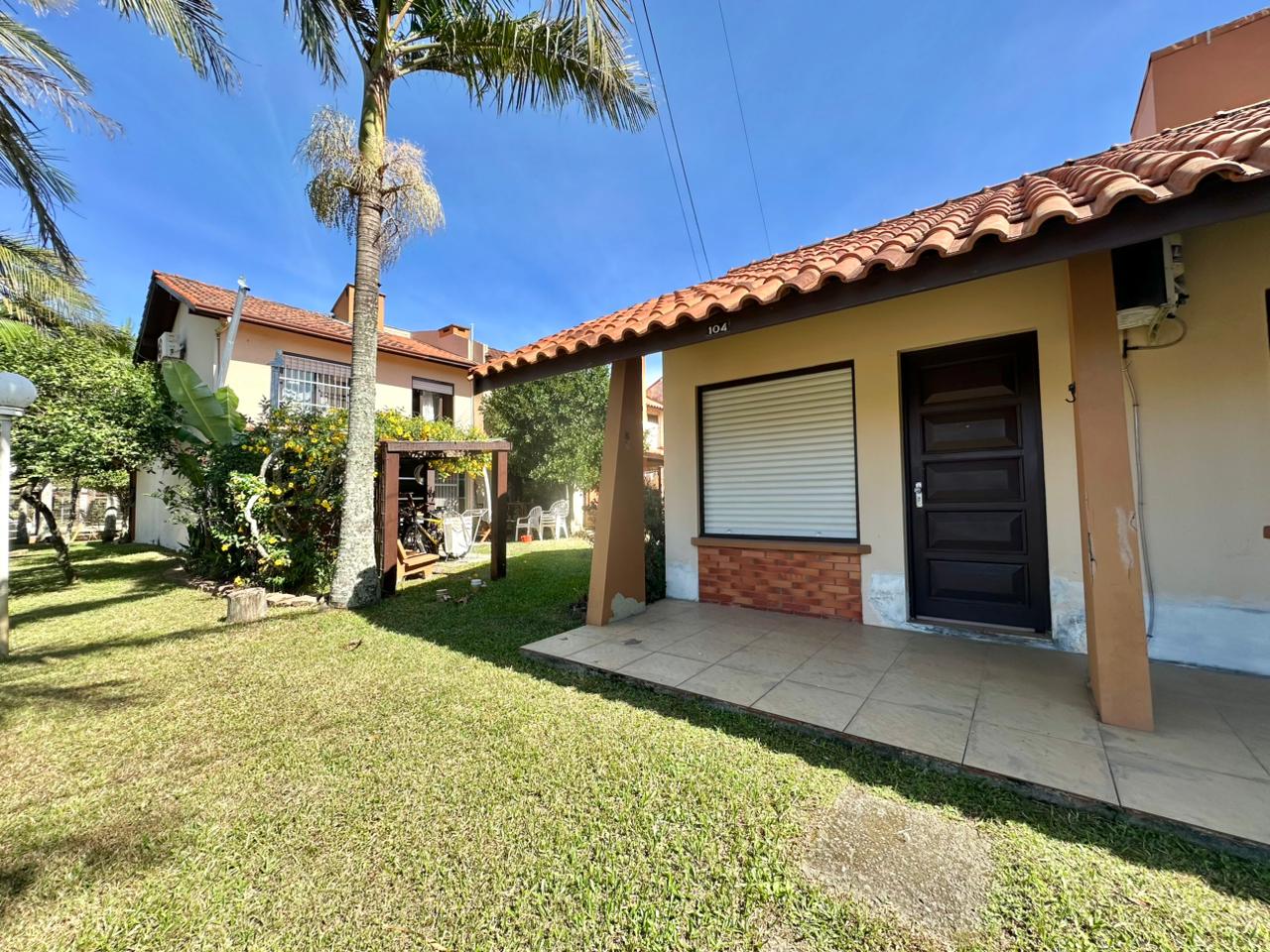 Studio Térreo Estilo Casa com Pátio em Capão Novo - Foto 2