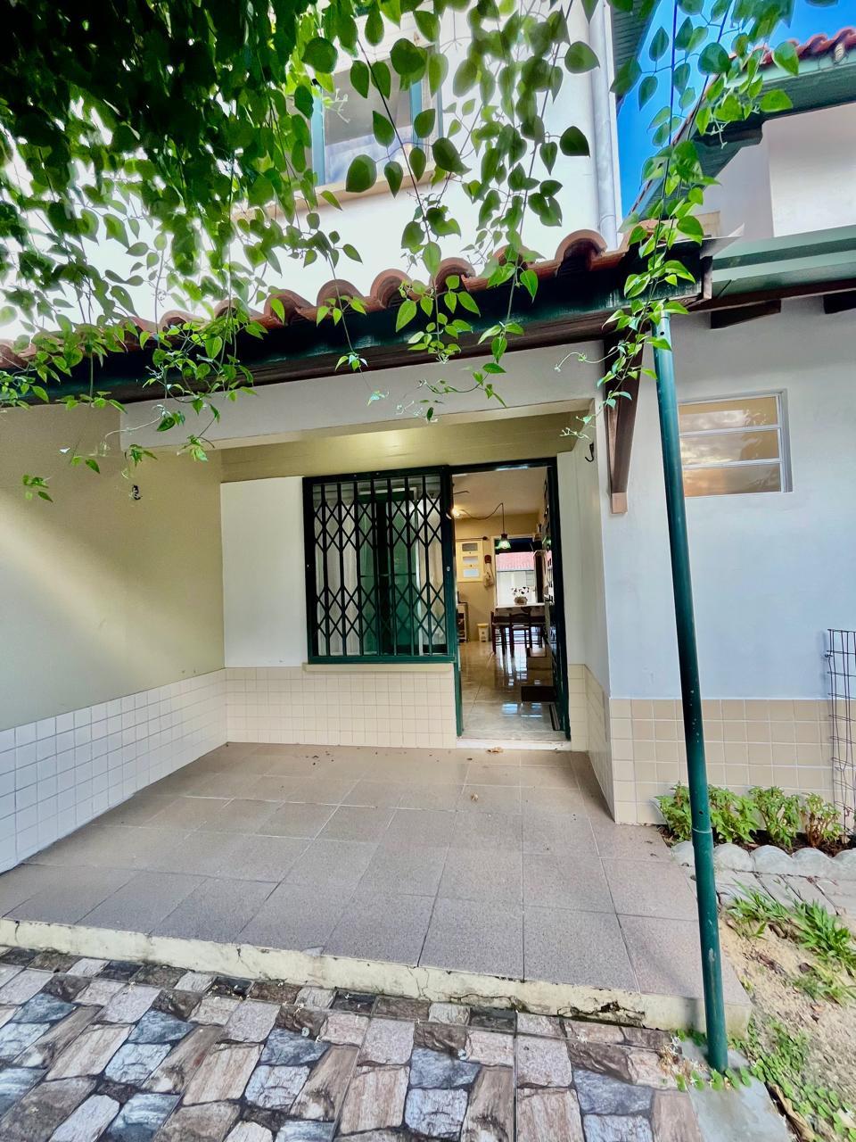 Sobrado Mobiliado 2 Dorm com Piscina Capão Novo - Foto 4
