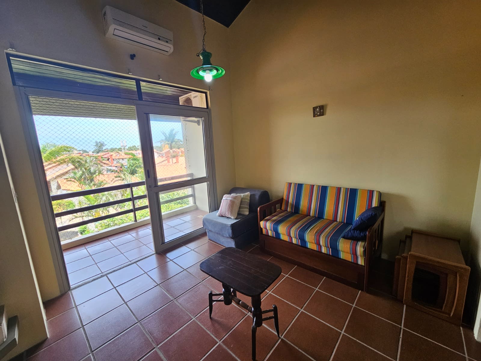 Apartamento Duplex Mobiliado com Lareira em Capão Novo - Foto 5
