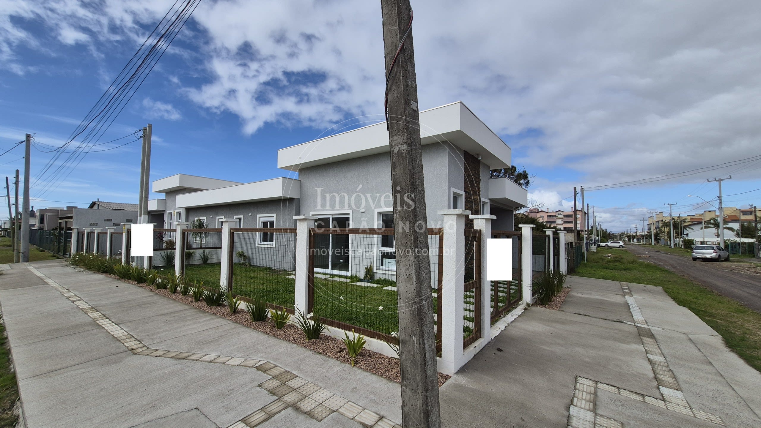 Casa Geminada Nova de 84m²: Suíte, Pé-Direito Duplo a 300m da Praia - Foto 3