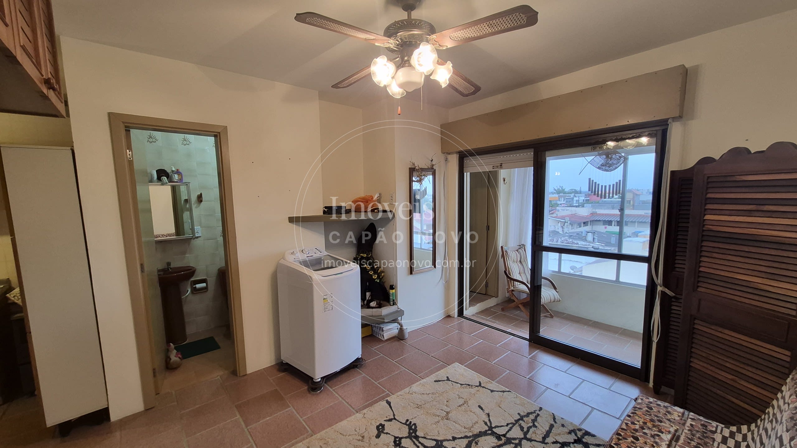 Apartamento JK Mobiliado no Centro de Capão Novo, 450m do Mar - Foto 3
