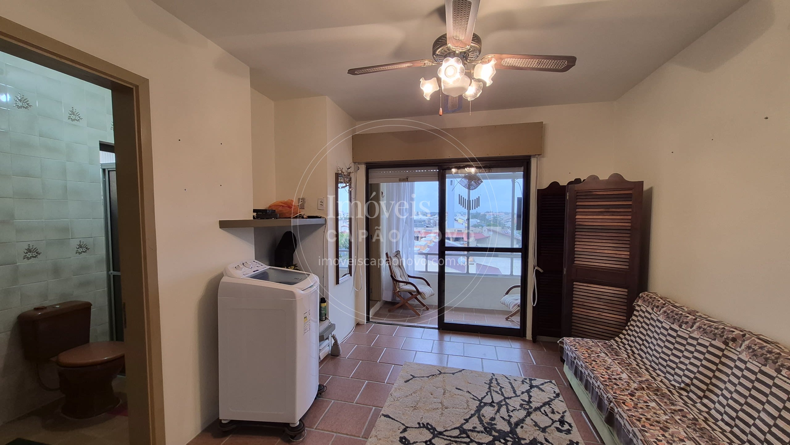 Apartamento JK Mobiliado no Centro de Capão Novo, 450m do Mar - Foto 2