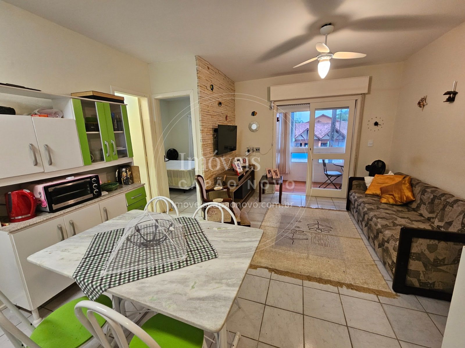 Apartamento com Sacada e Churrasqueira Privativa em Capão Novo - Foto 2
