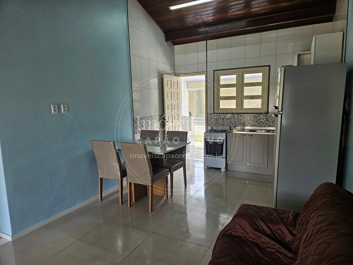 Vivenda 2 Dormitórios com Suíte Totalmente Reformada - Posto 4, Capão Novo - Foto 5