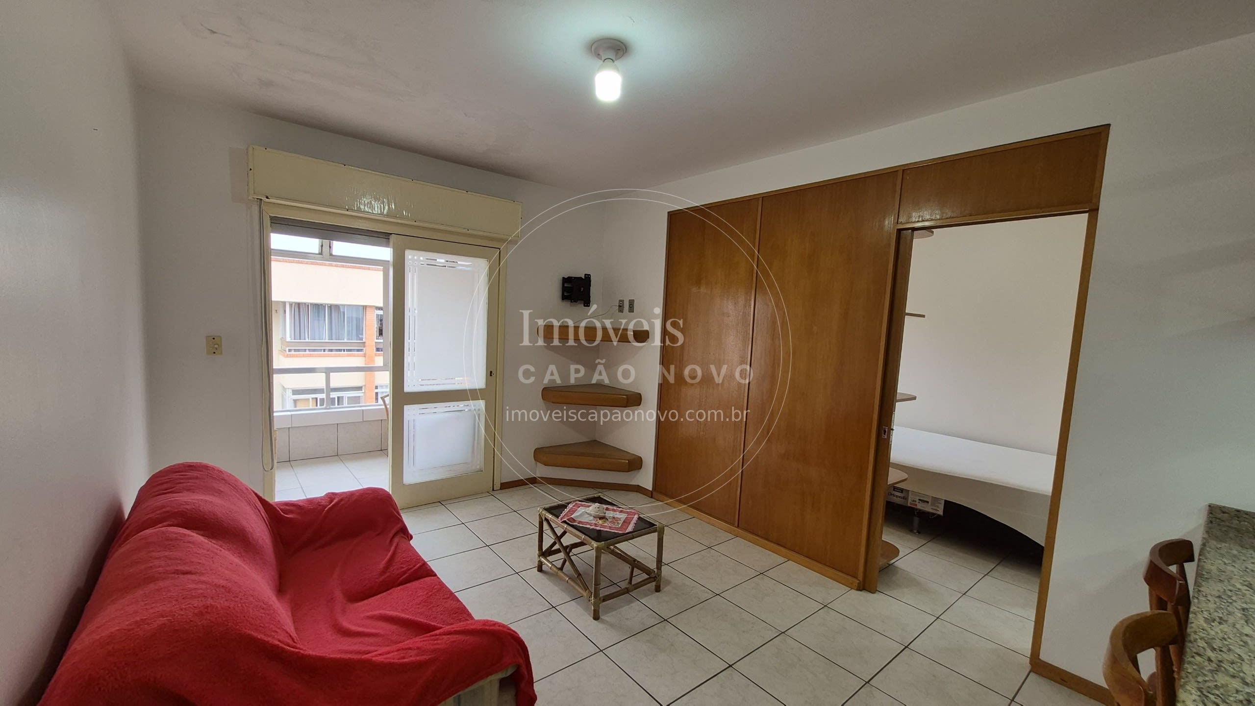 Apartamento 1 Dormitório Semi-mobiliado com Vista Panorâmica e Box Coberto, Capão Novo - Foto 2