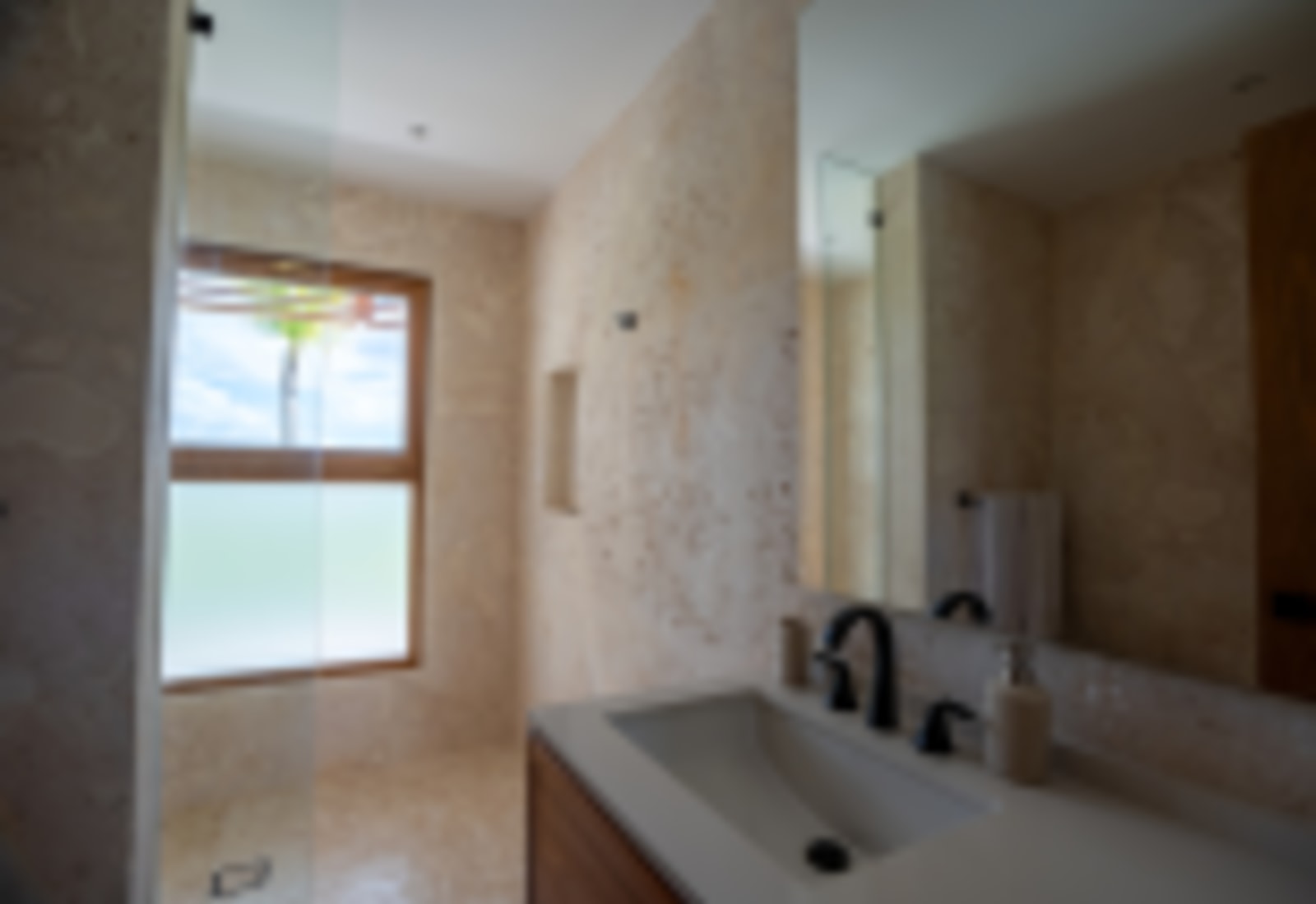 Bedroom 7 en-suite