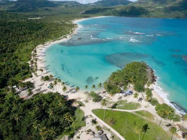 Playa Rincón — Beaches in Dominican Republic