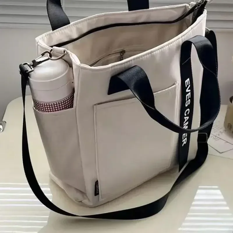 New Casual Tote Large Capacity Shoulder Bag - image 1