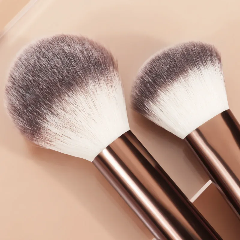 Eyeshadow Blush Brush Kabuki Blending Cosmetic - image 2