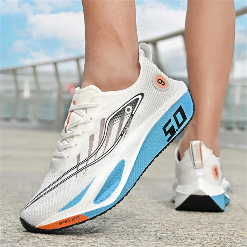 New Sports Shoes - image 2