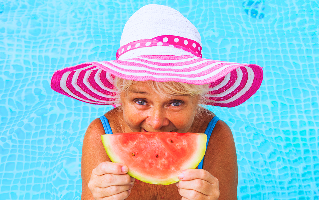 lady in pool