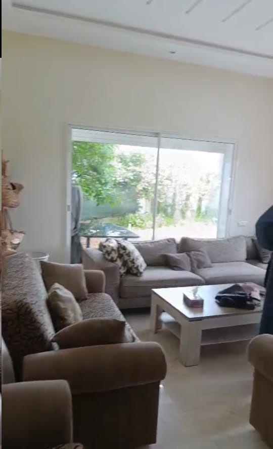 Appartement piscine privé ovale