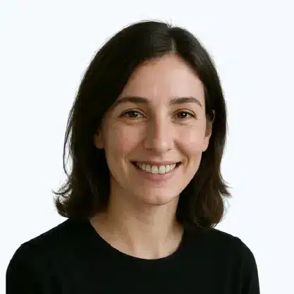 Headshot of Elena, Design Lead at CET