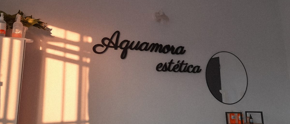 Aquamora estetica logo