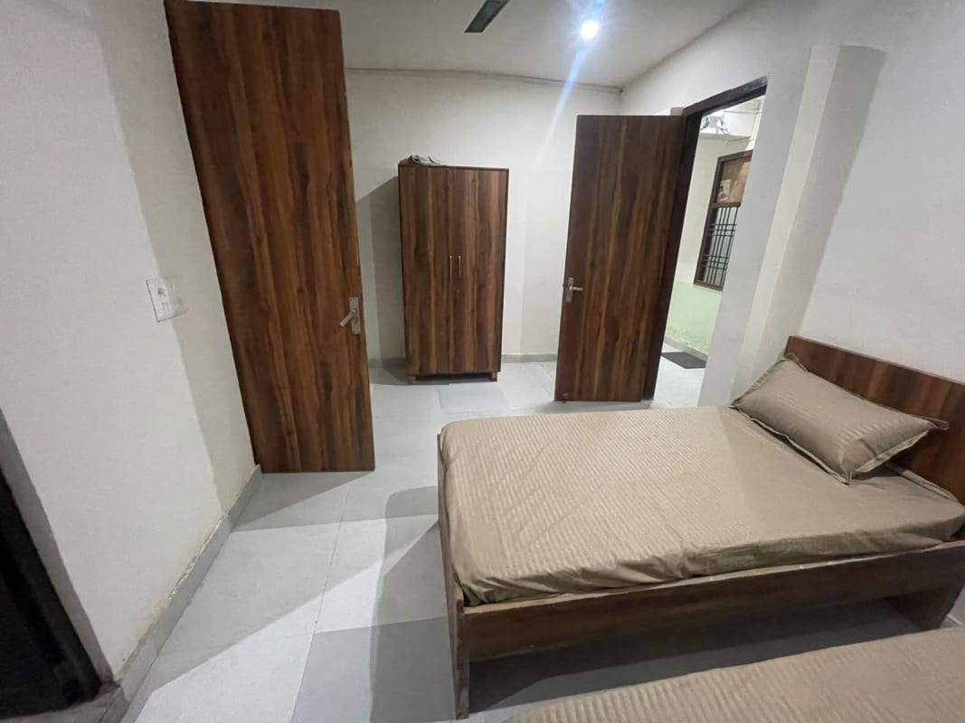 Fully furnished Co-living Pg Room