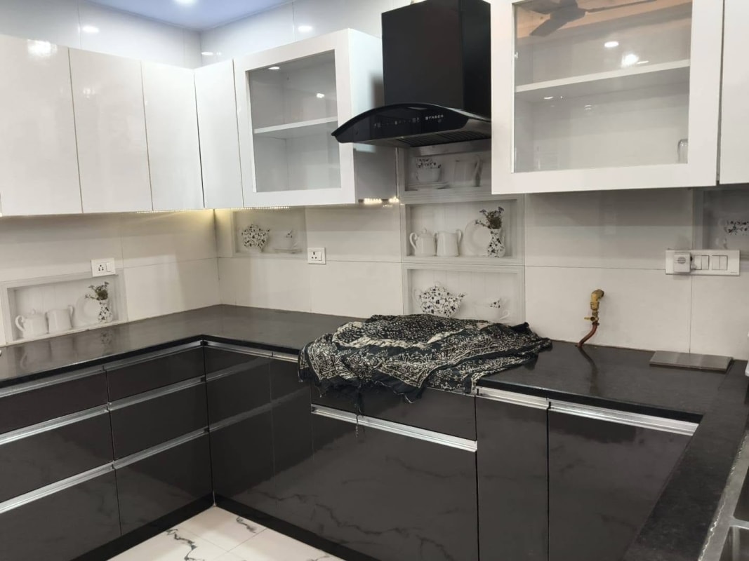 Looking for a cool, friendly flatmate in sector 69