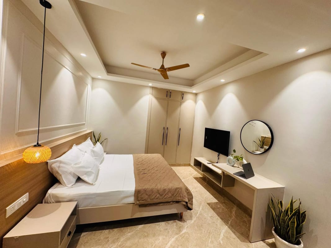 1Bhk fully Furnished , Sector43