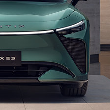 Exlantix ES – Front