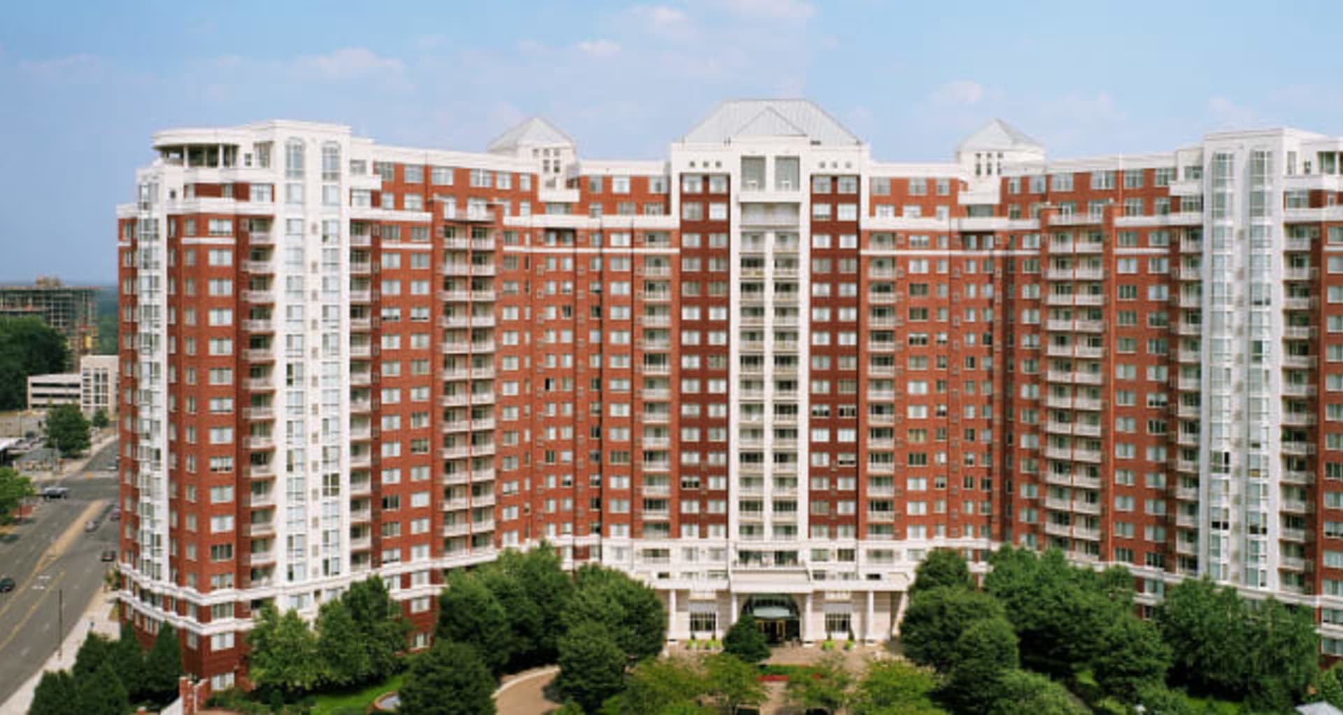 Luxury Apartments for Rent in Bethesda, MD